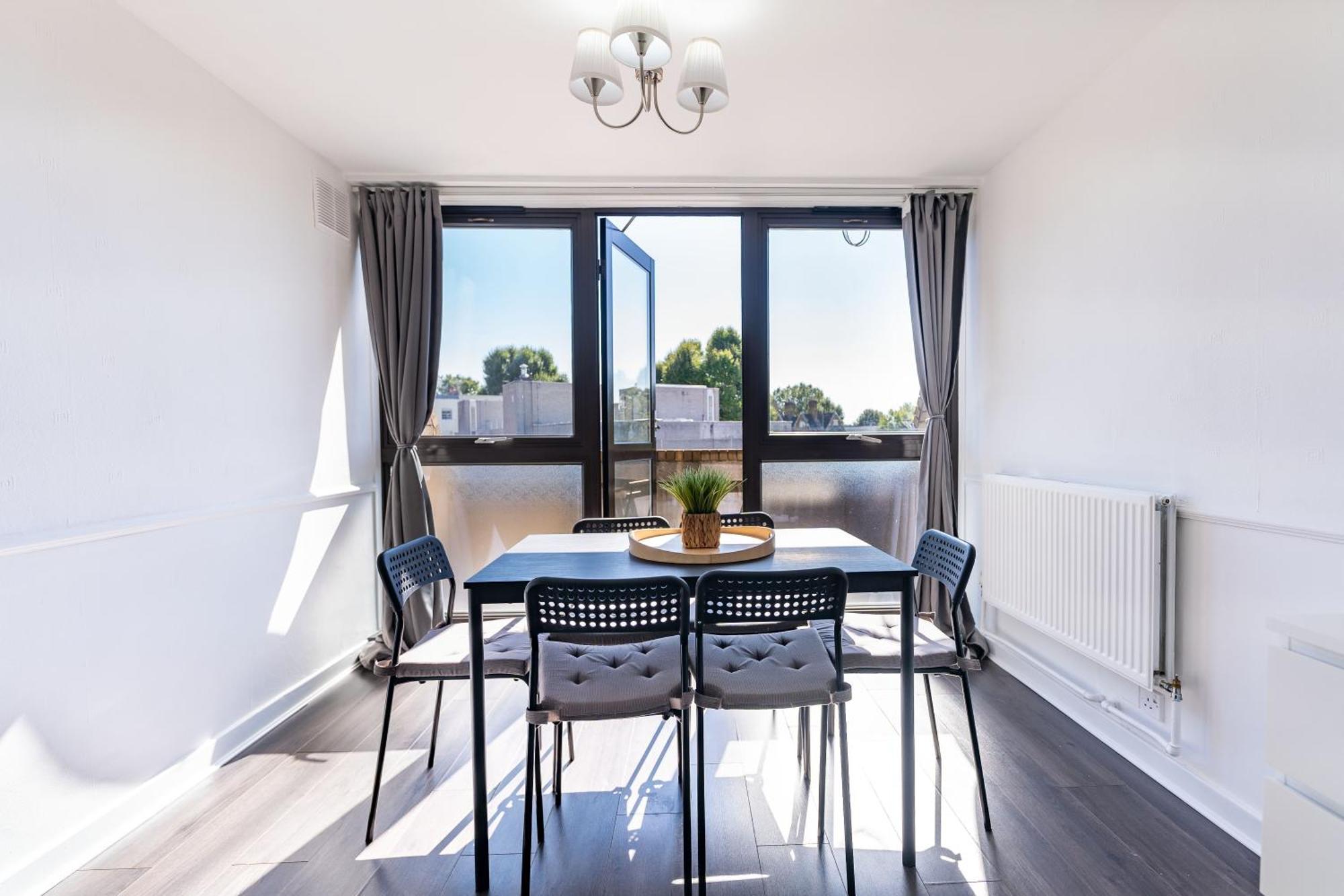Luxury 3 Bedroom Flat With Balcony In Westbourne Park Londres Exterior foto
